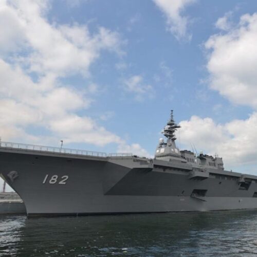 宮島名物もみじ饅頭の工場見学と、軍港呉の歴史をじっくりと楽しめます